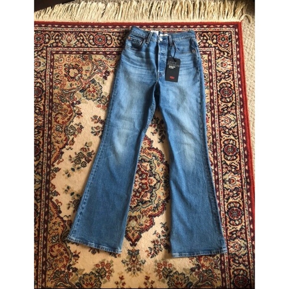 Levi's Denim - Levi’s Ribcage Flare Jeans